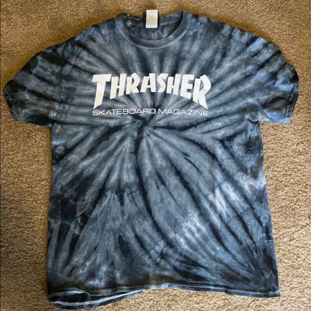 Thrasher t-shirt